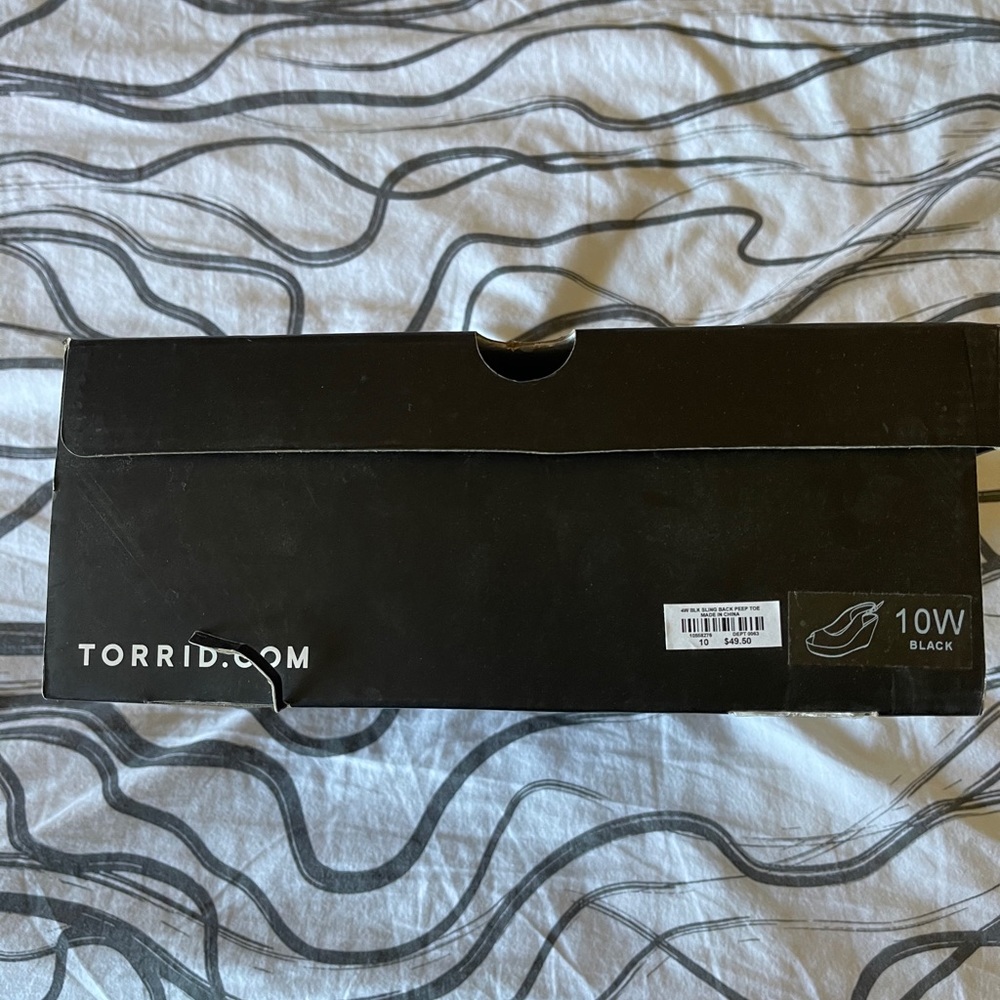 NWT Torrid Peep Toe Sling Back Platform Wedge 10W - Picture 2 of 4